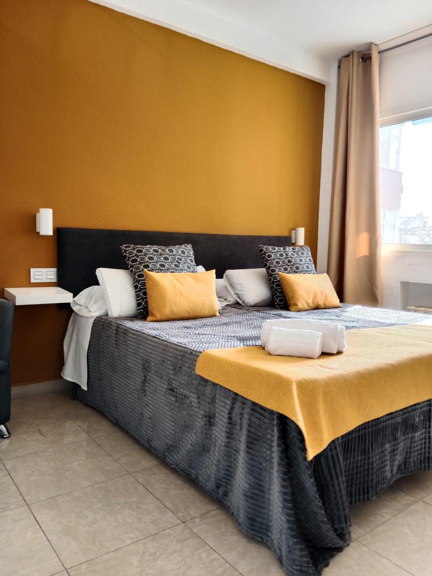 Apartamentos El Velero 托雷莫利诺斯 客房 照片