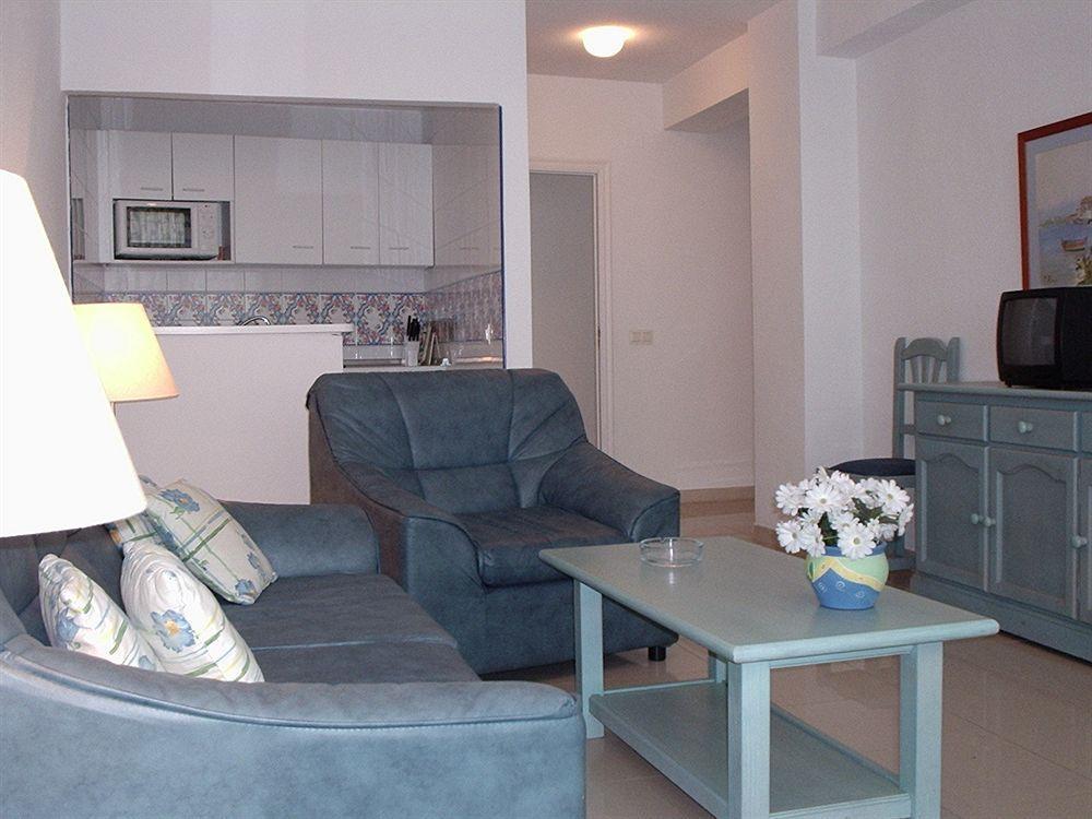 Apartamentos El Velero 托雷莫利诺斯 外观 照片